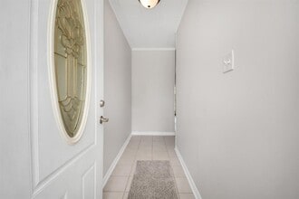 Building Photo - 12207 Flushing Meadows Dr