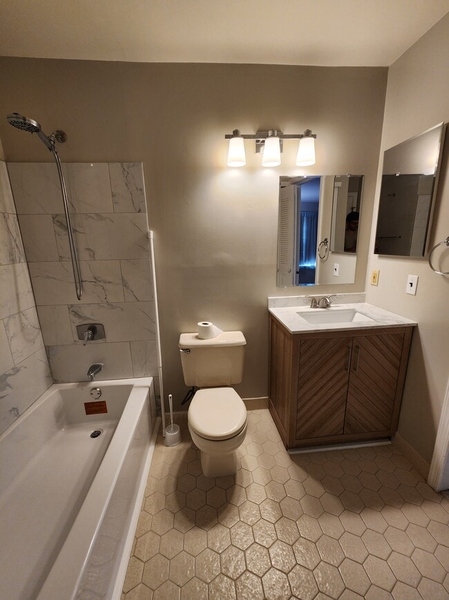 Building Photo - 34 Barberry Ct