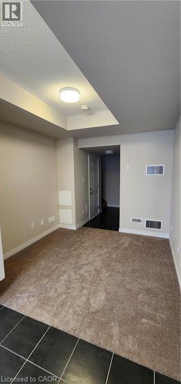 Photo du bâtiment - 113 Hartley Ave.