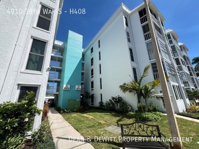 Building Photo - The Moorings of Maximo - 3/2 Condo - For Rent
