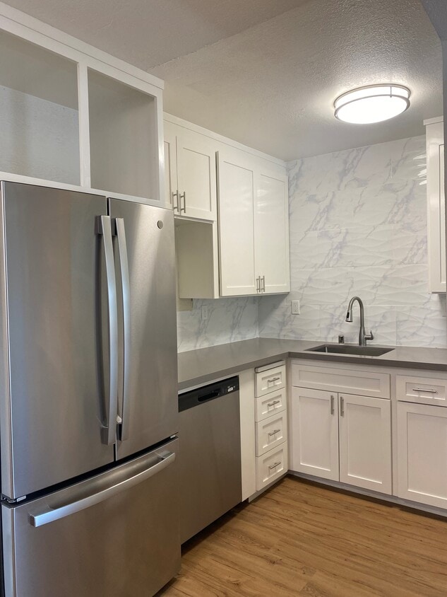 Foto principal - Saratoga Savoy Apartments