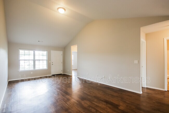 Building Photo - 266 Honor Ct
