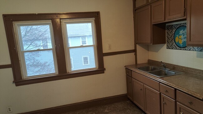 Foto del edificio - 4082 E 143rd St