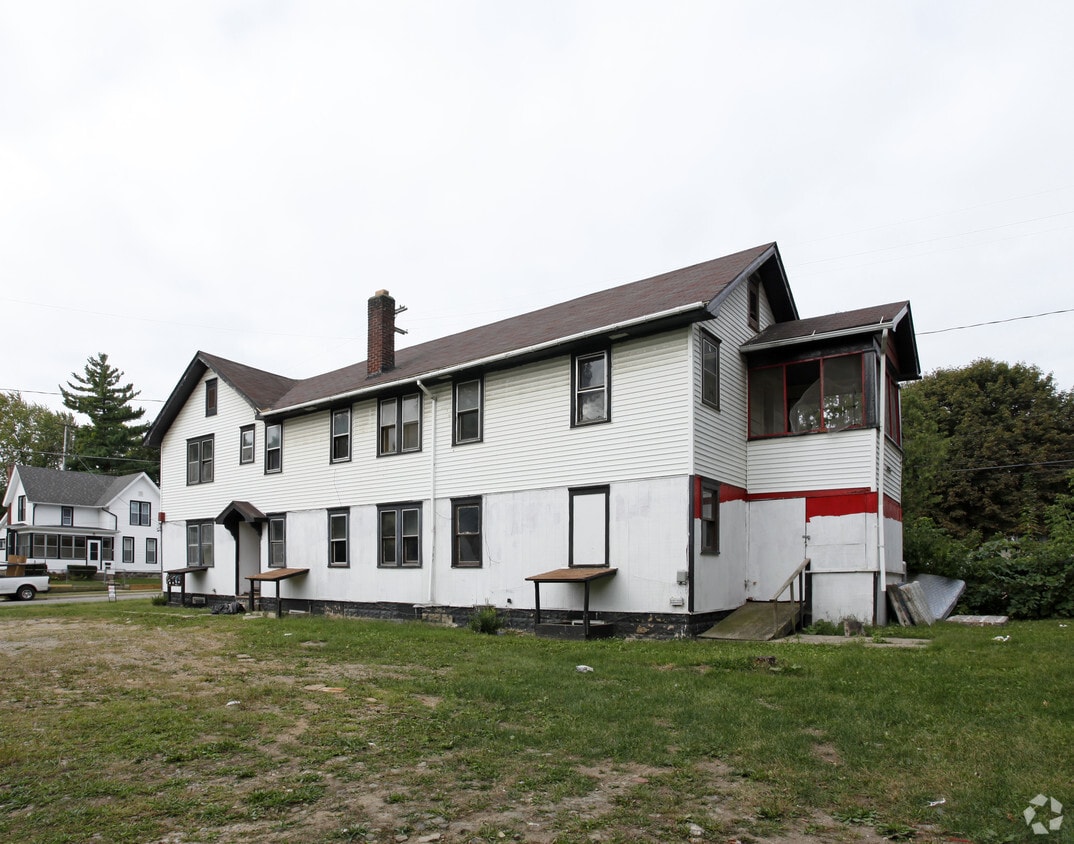 Building Photo - 332 W Wilkins St