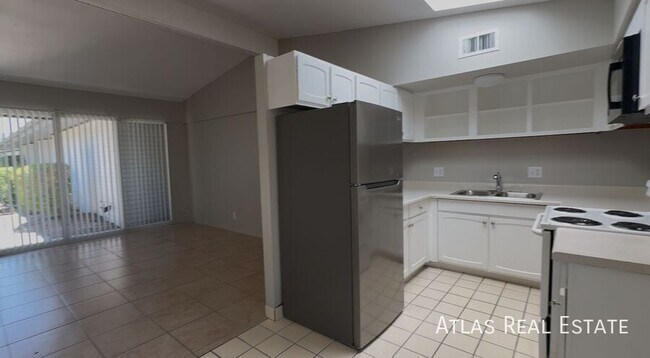 Photo - 2644 N 46th St Apartment