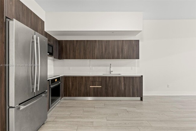Foto del edificio - 2960 NE 207th St