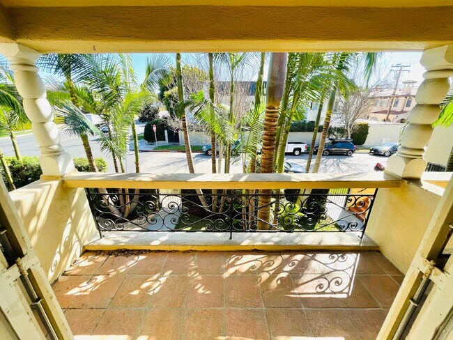 Foto del edificio - 9330 W Olympic Blvd