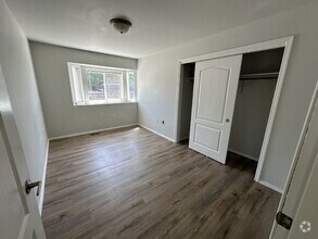 Building Photo - 1205 N Hartman St