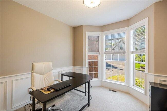 Foto del edificio - 2340 Oakhurst Ln