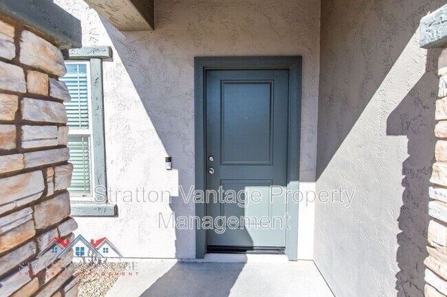 Building Photo - 24618 W Concorda Dr