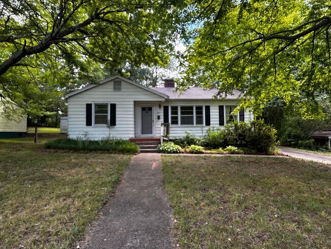 Foto del edificio - 2/1 House in Shelby, NC