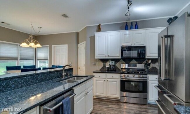 Building Photo - 5 br, 3 bath House - 2965 Dacula Oaks Dr