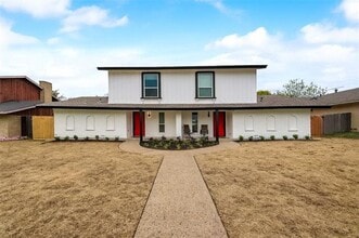 Building Photo - 15819 El Estado Dr