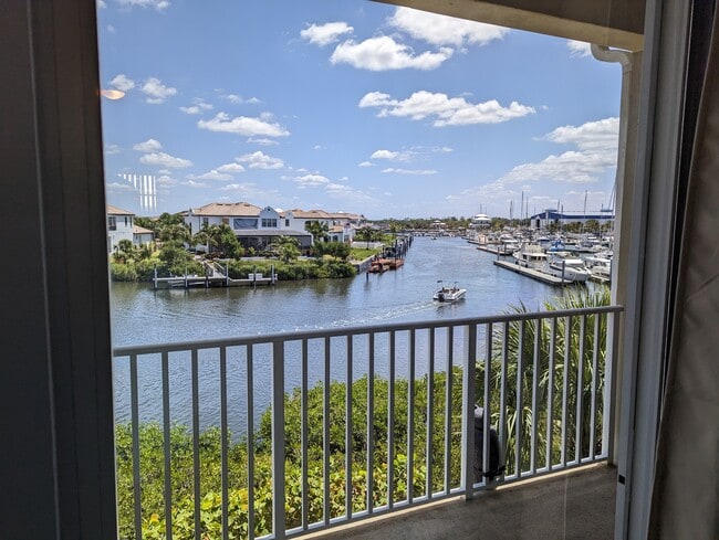 Building Photo - 459 Bahia Beach Blvd