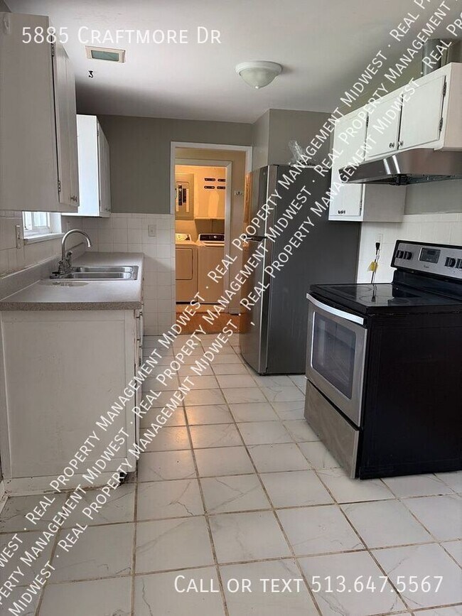 Foto del edificio - 5885 Craftmore Dr