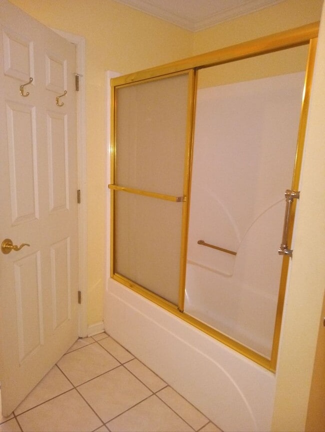 Foto del edificio - Now Available – 1-Level Condo in Alexandria, LA | $1,250/month