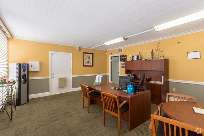 Leasing Office - Forest Place