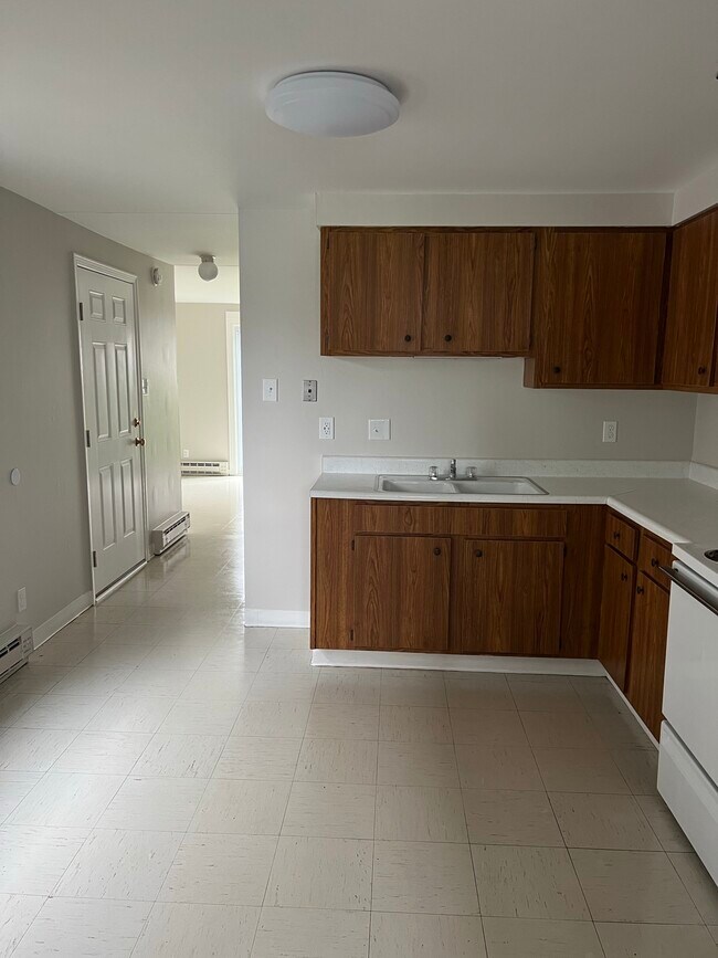 Foto del edificio - 4 Birchwood Dr