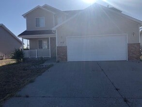 Building Photo - 513 Desmet Dr