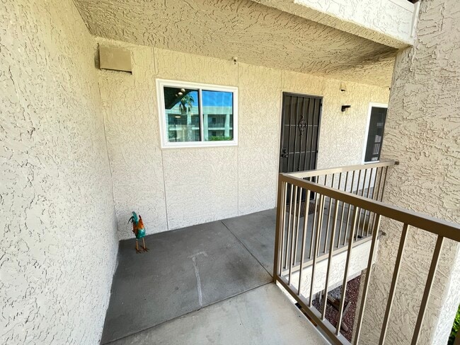 Building Photo - 7474 E Earll Dr
