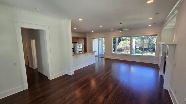 Foto del edificio - Private, peaceful home on nearly half an a...