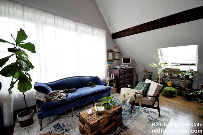 Foto del edificio - 444 Western Ave