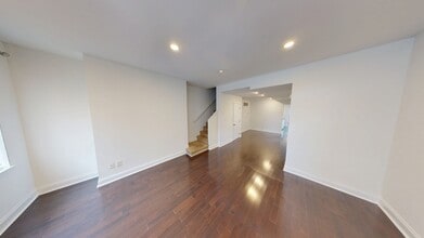 Building Photo - 1326 E Susquehanna Ave