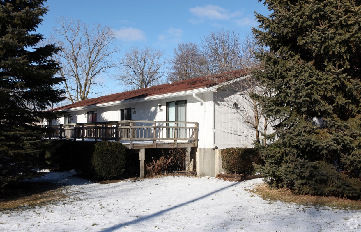 1570 Colby St, Haslett, MI 48840 Apartments in Haslett, MI