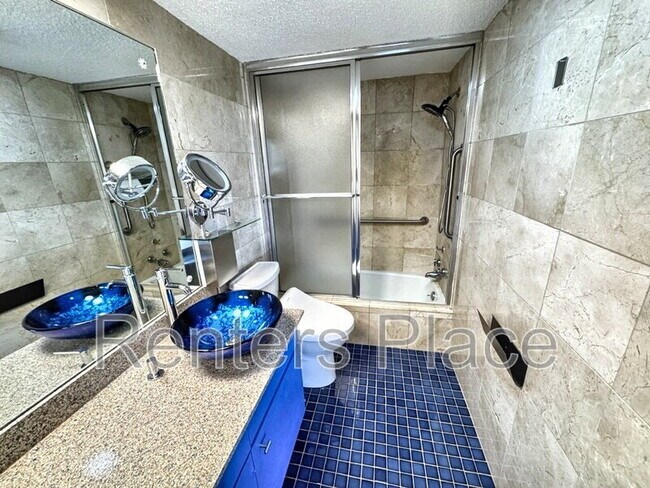 Foto del edificio - 1502 S Boulder Ave