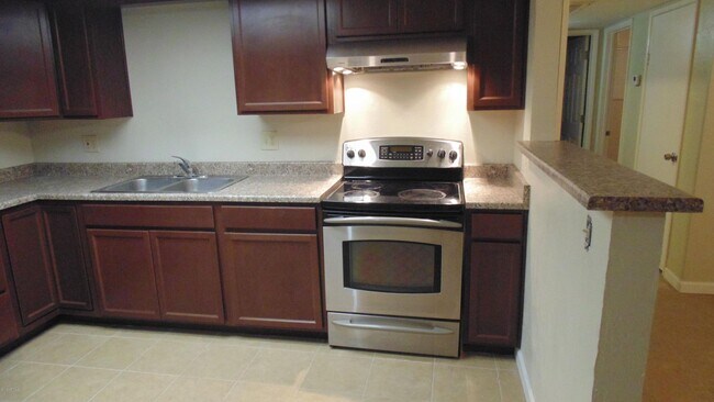 Cocina 2 - 18023 N 40th Pl