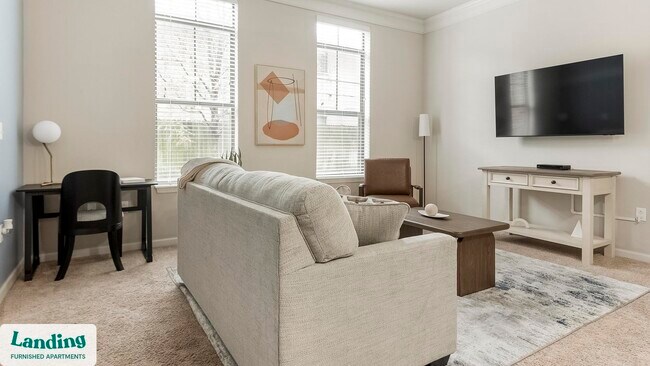 Building Photo - 4050 W Pine Blvd