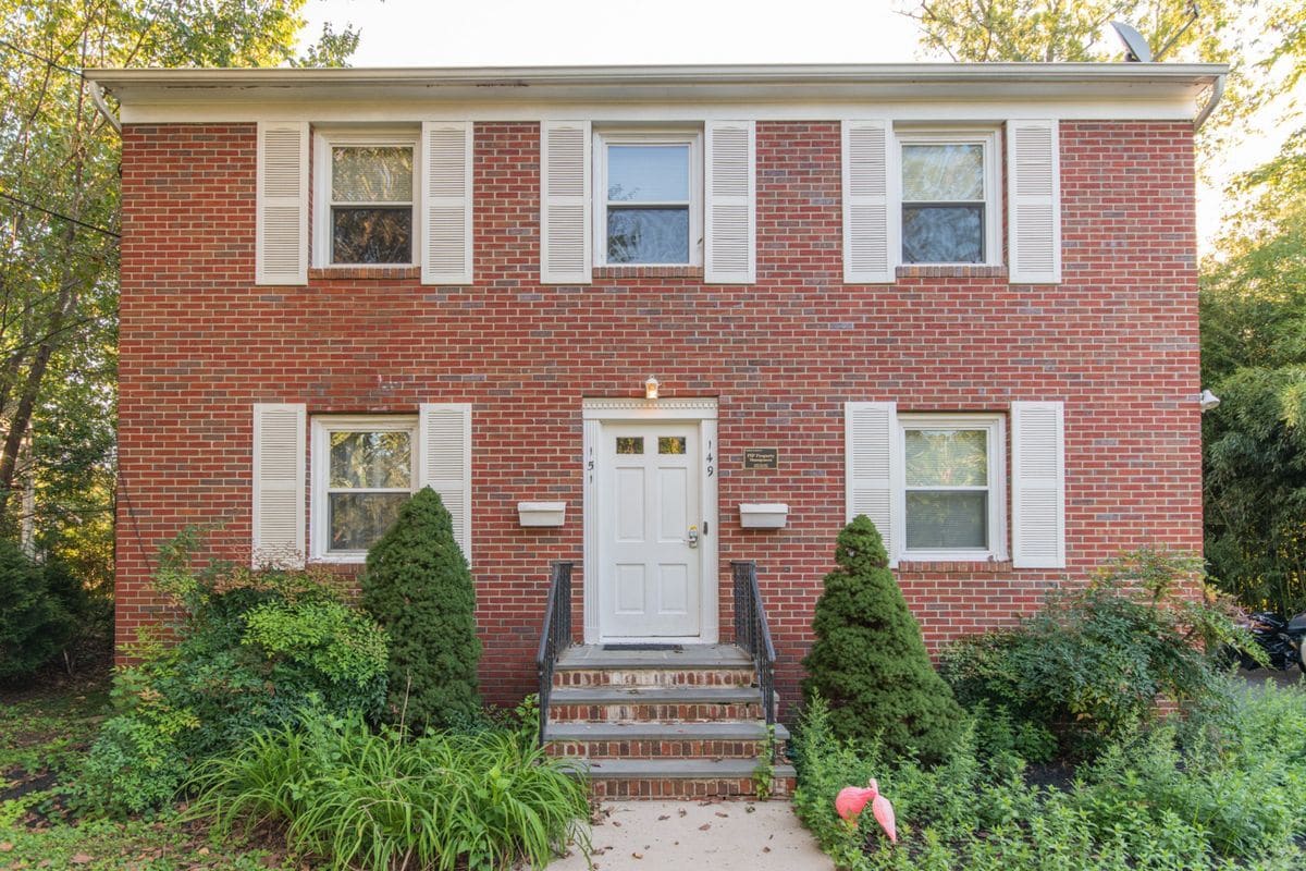 Foto principal - 151 N Harrison St