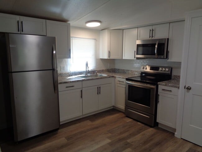 Building Photo - Location, location, location on this mobil...