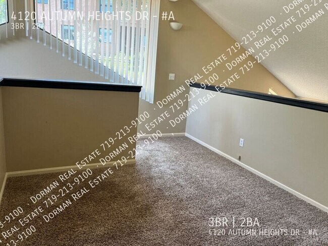 Foto del edificio - 4120 Autumn Heights Dr