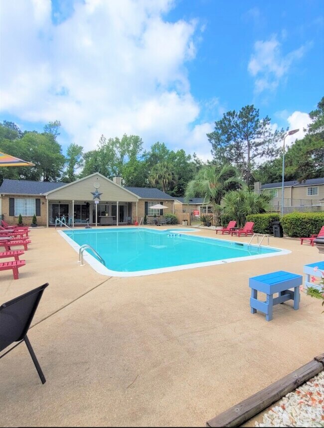 Foto del edificio - 6701 Dickens Ferry Rd