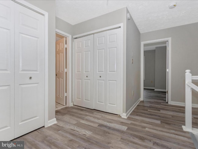 Foto del edificio - 7292 Mahogany Dr