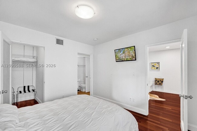 Building Photo - 1340 Drexel Ave