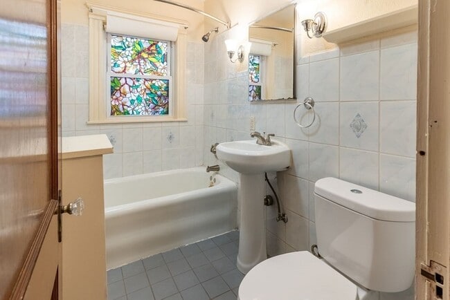 Building Photo - 14 Bexley Rd