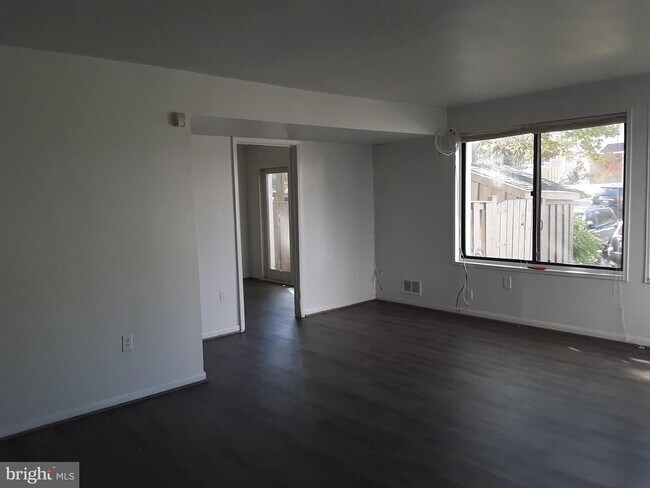 Building Photo - 12612 Red Pepper Ct