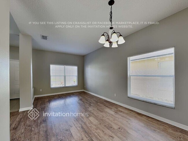 Foto del edificio - 16338 Deer Chase Loop