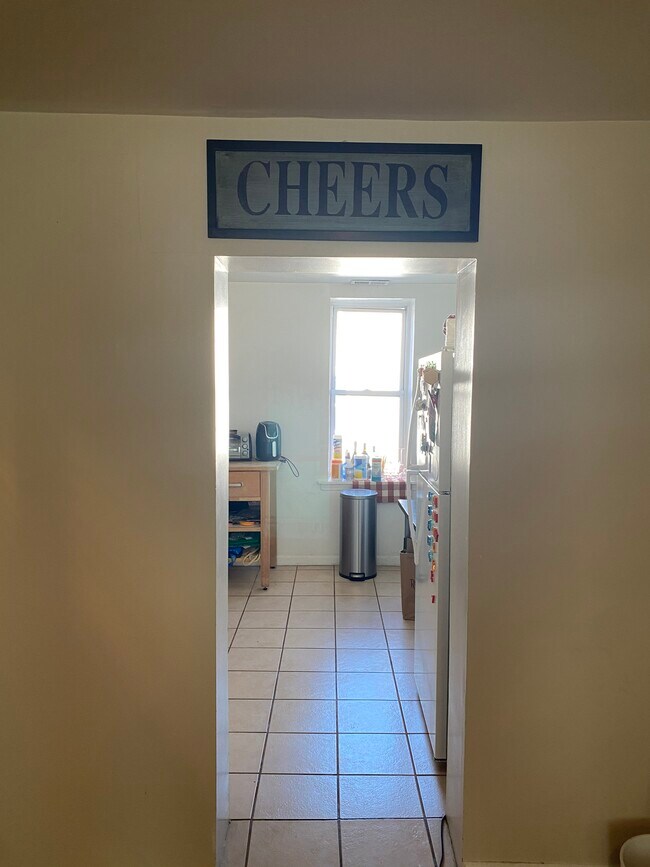 Kitchen - 1733 Christian St