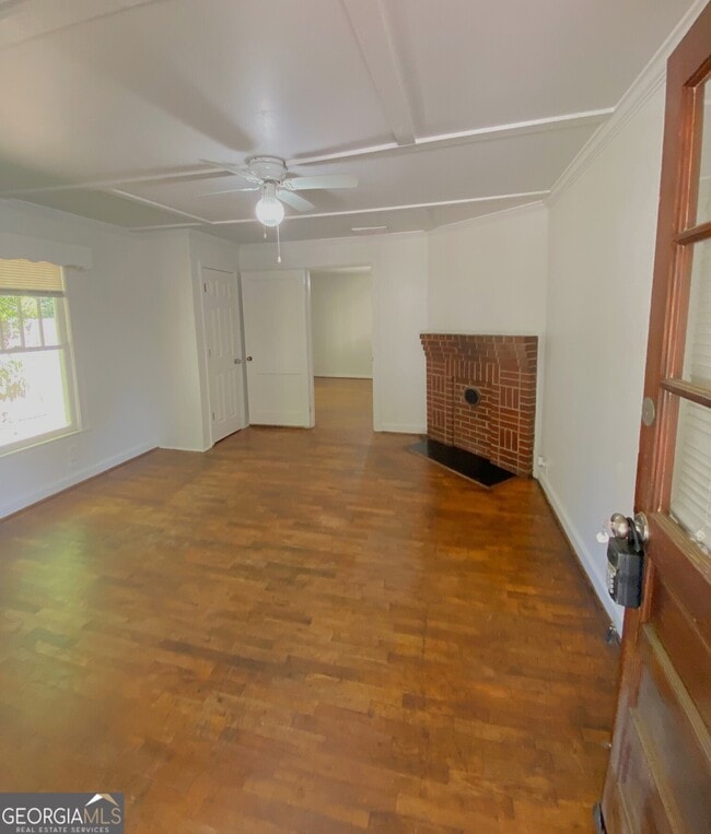 Building Photo - 122 Mandeville Ave