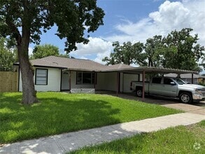 Building Photo - 2402 Rosemead Dr