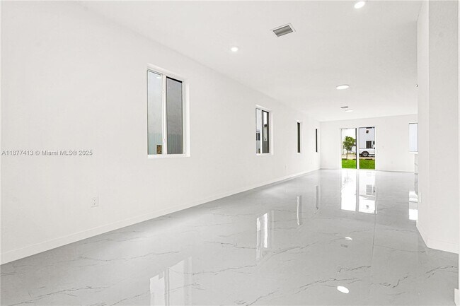 Foto del edificio - 22425 SW 125th Ave