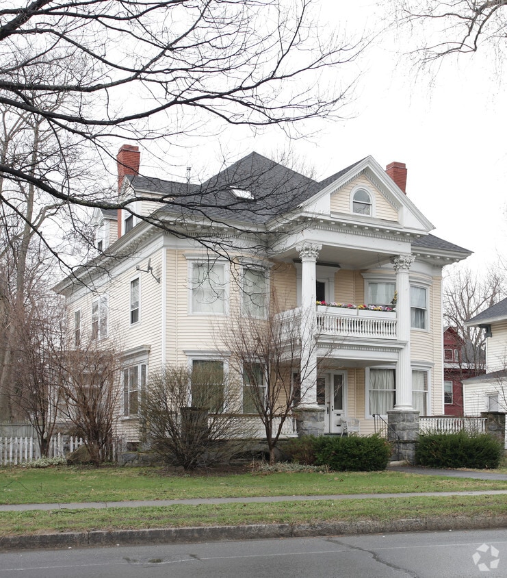 256 South St, Pittsfield, MA 01201 Apartments in Pittsfield, MA