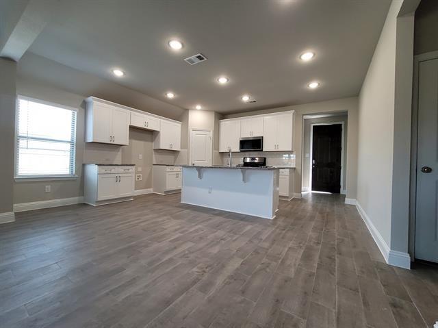 Building Photo - 2305 Templin Ave