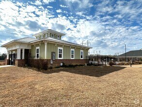 Building Photo - 1102 Cavil Hollins Ct