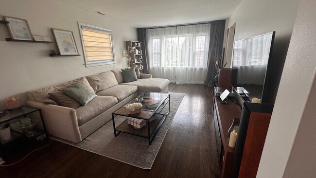 Living Room - 354 Alles St