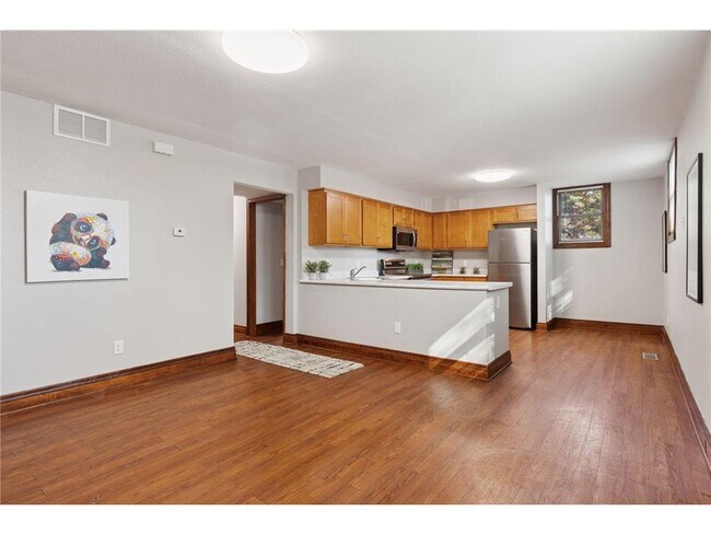 Foto del edificio - 5101 56th Ave N