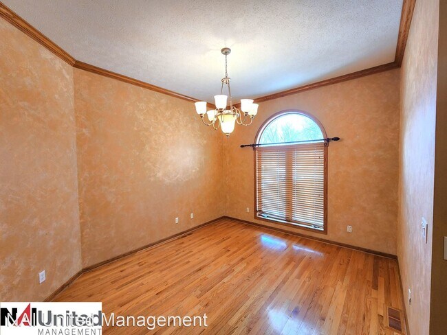 Foto del edificio - 5 br, 4 bath House - 377 Muirfield Ct
